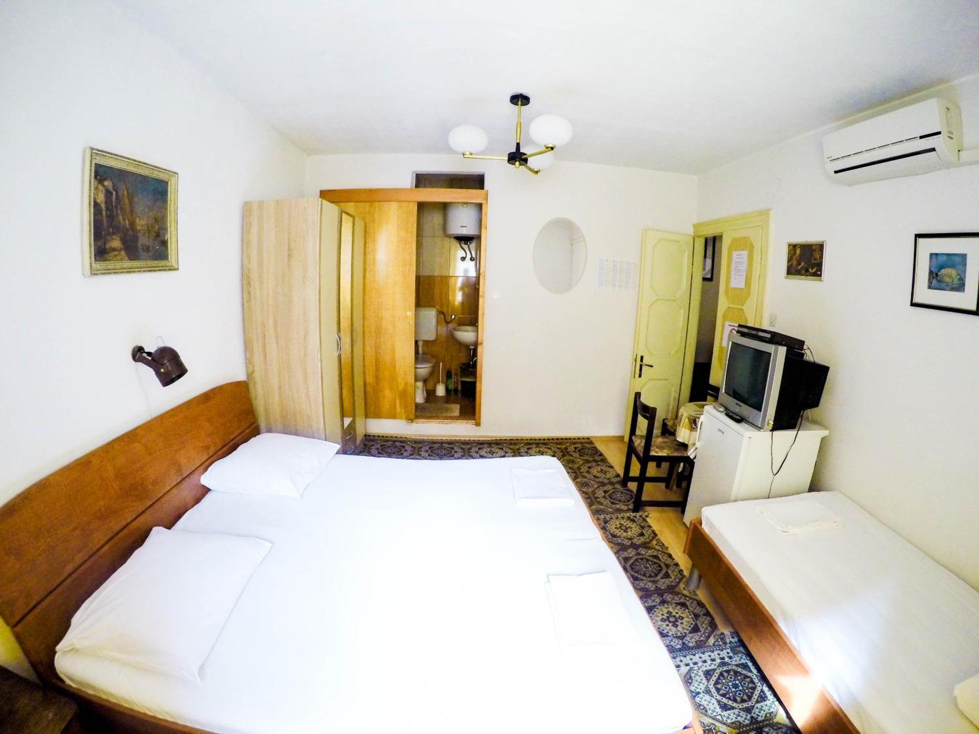 Accommodation Old Town Vitaic Корчула Номер фото