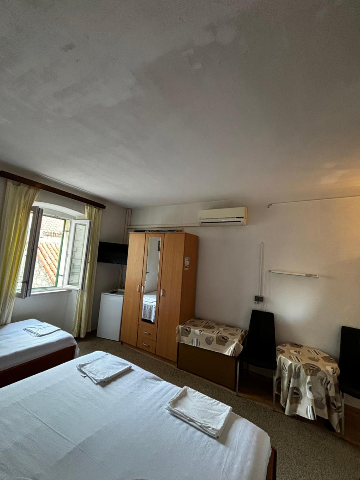 Accommodation Old Town Vitaic Корчула Экстерьер фото